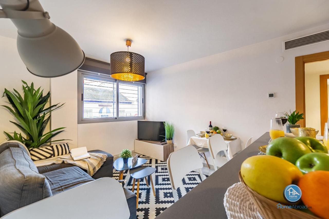 Malaga Boutique Stay - Carlos Haya Area With Parking ภายนอก รูปภาพ