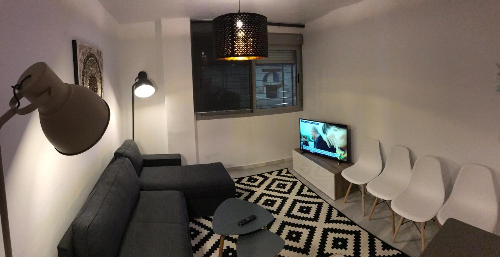 Malaga Boutique Stay - Carlos Haya Area With Parking ภายนอก รูปภาพ