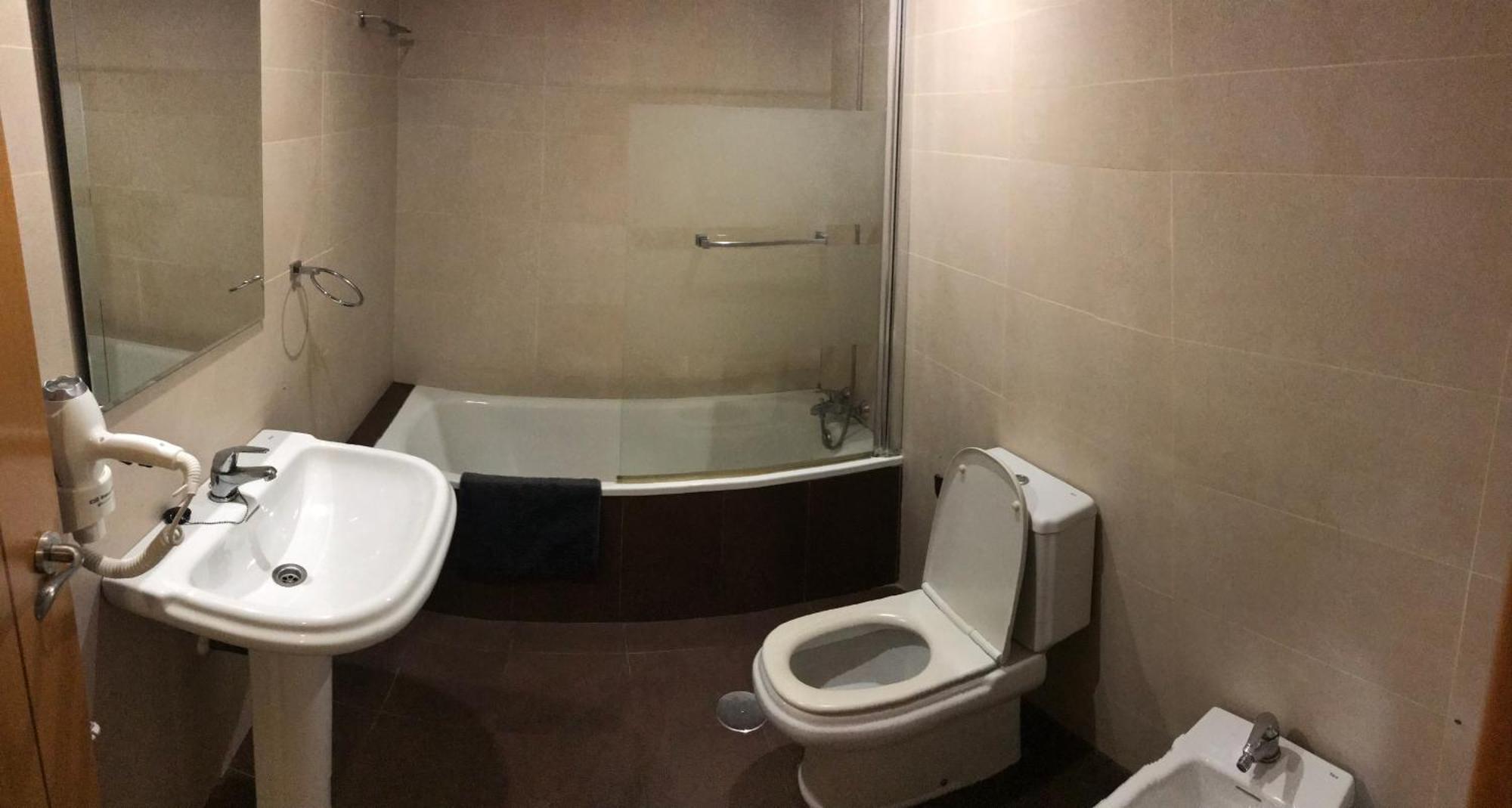 Malaga Boutique Stay - Carlos Haya Area With Parking ภายนอก รูปภาพ