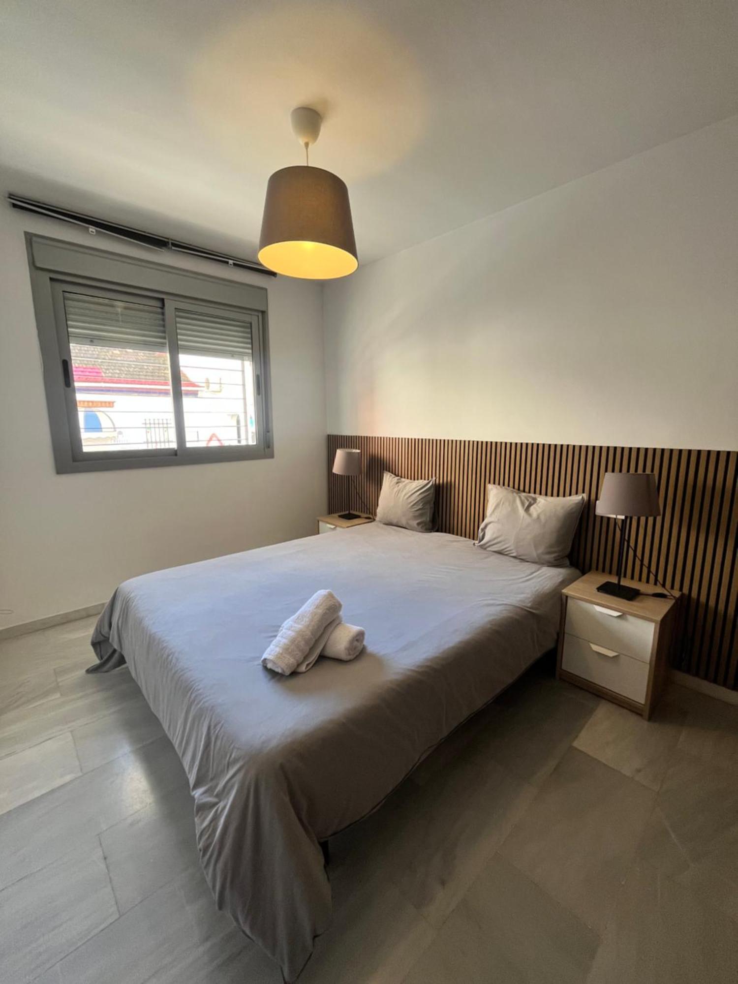 Malaga Boutique Stay - Carlos Haya Area With Parking ภายนอก รูปภาพ